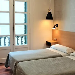 https://roquefer-bilbao-central-rooms.bilbaohotelsspain.com