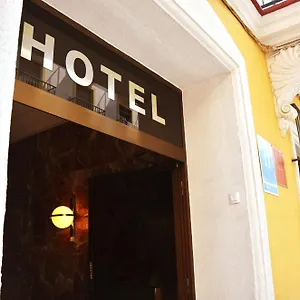 https://el-coloso.hotelsincadiz.net